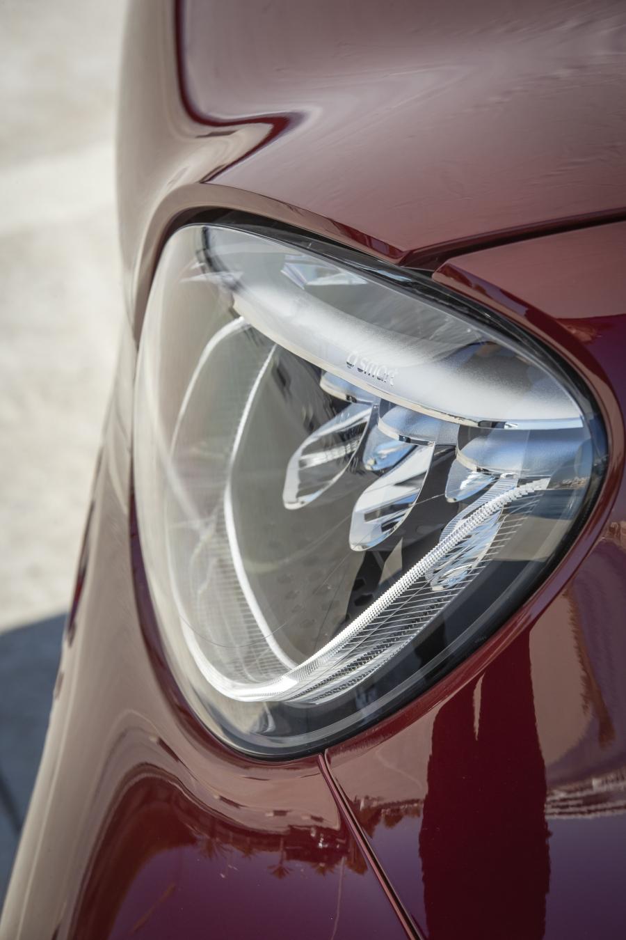 Детали экстерьера Smart EQ ForTwo Prime Cabrio (A453) 2020 года  (WW) (фото 21 из 82)
